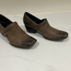 Born slip on shootie